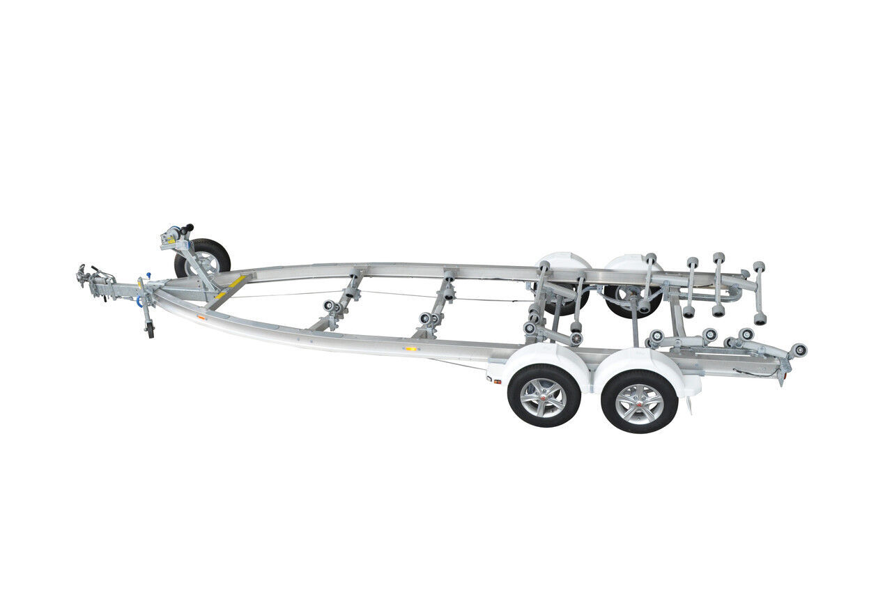 Move Trailers Fibreglass Mechanical Braked Tandem Axle Trailer Suits 5.3m - 6.2m Boats
